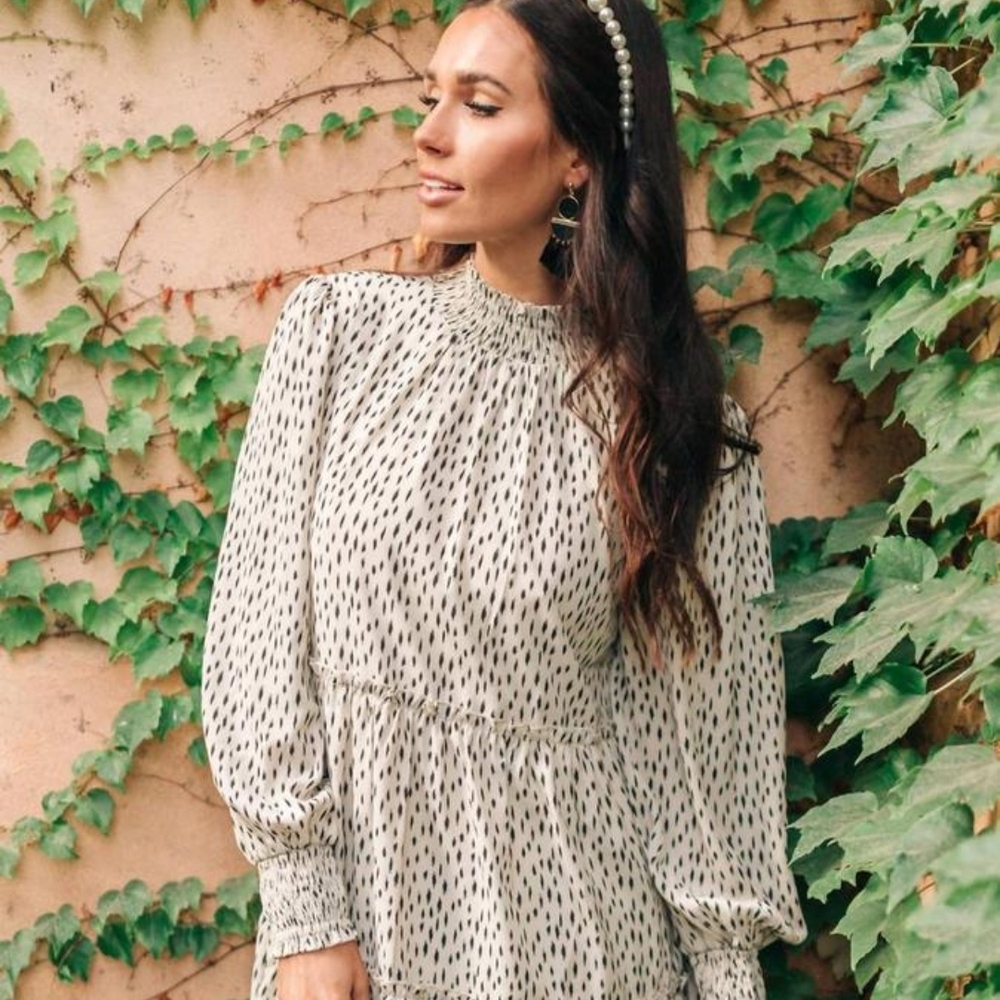 Love Riche Black and Cream Long Sleeve Dress